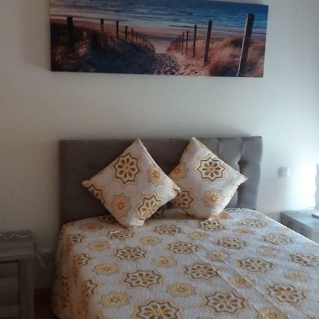 Apartamento Novo Com Piscina 오양 외부 사진